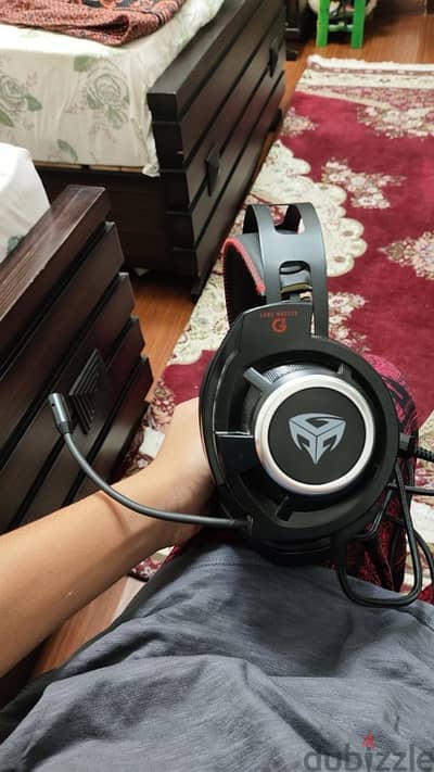 Gaming headset