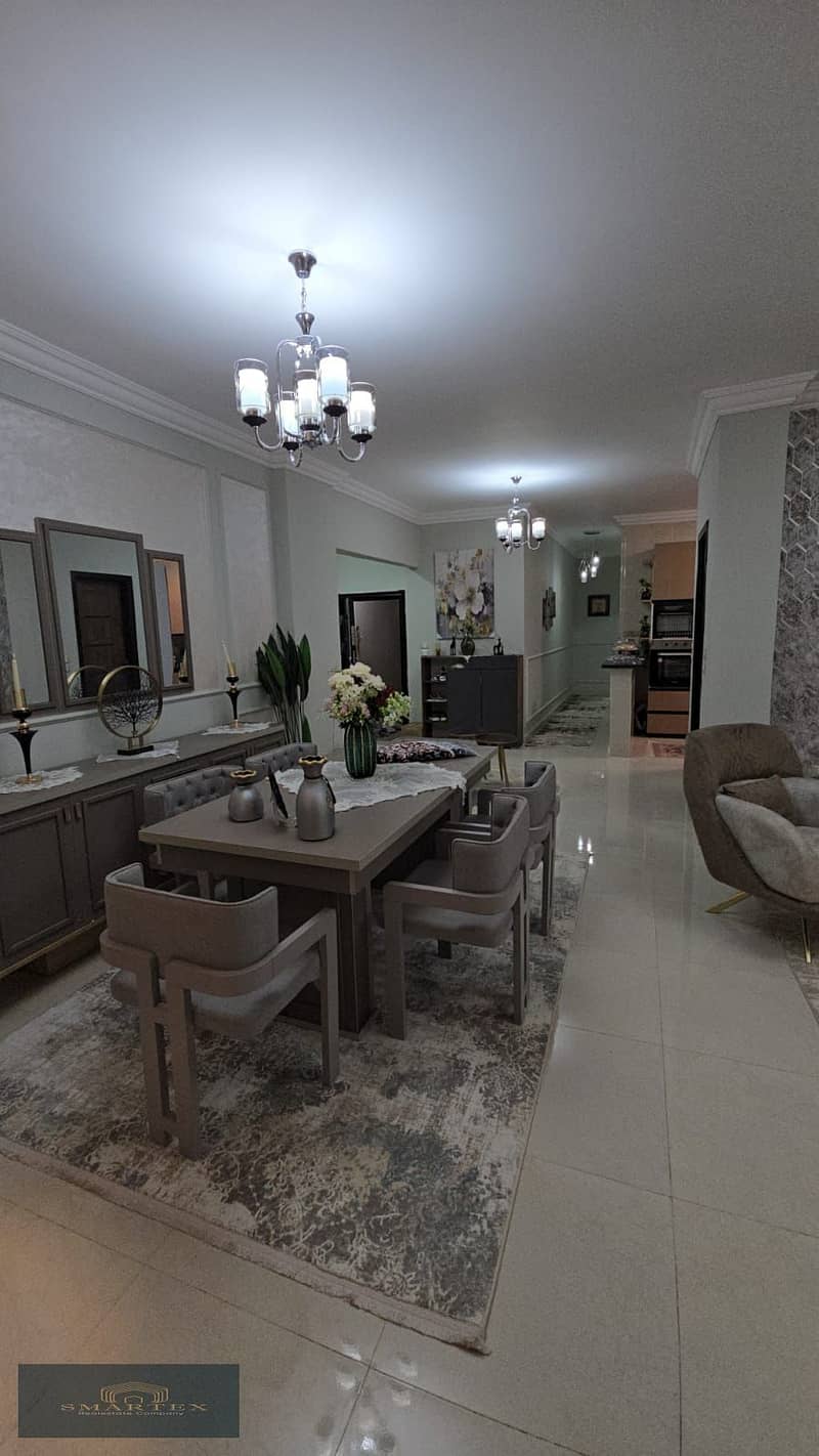 Apartment for sale in Shorouk City, in a villa in the third district, east of the most prestigious neighborhood in Shorouk, with an open sea view, nex 4