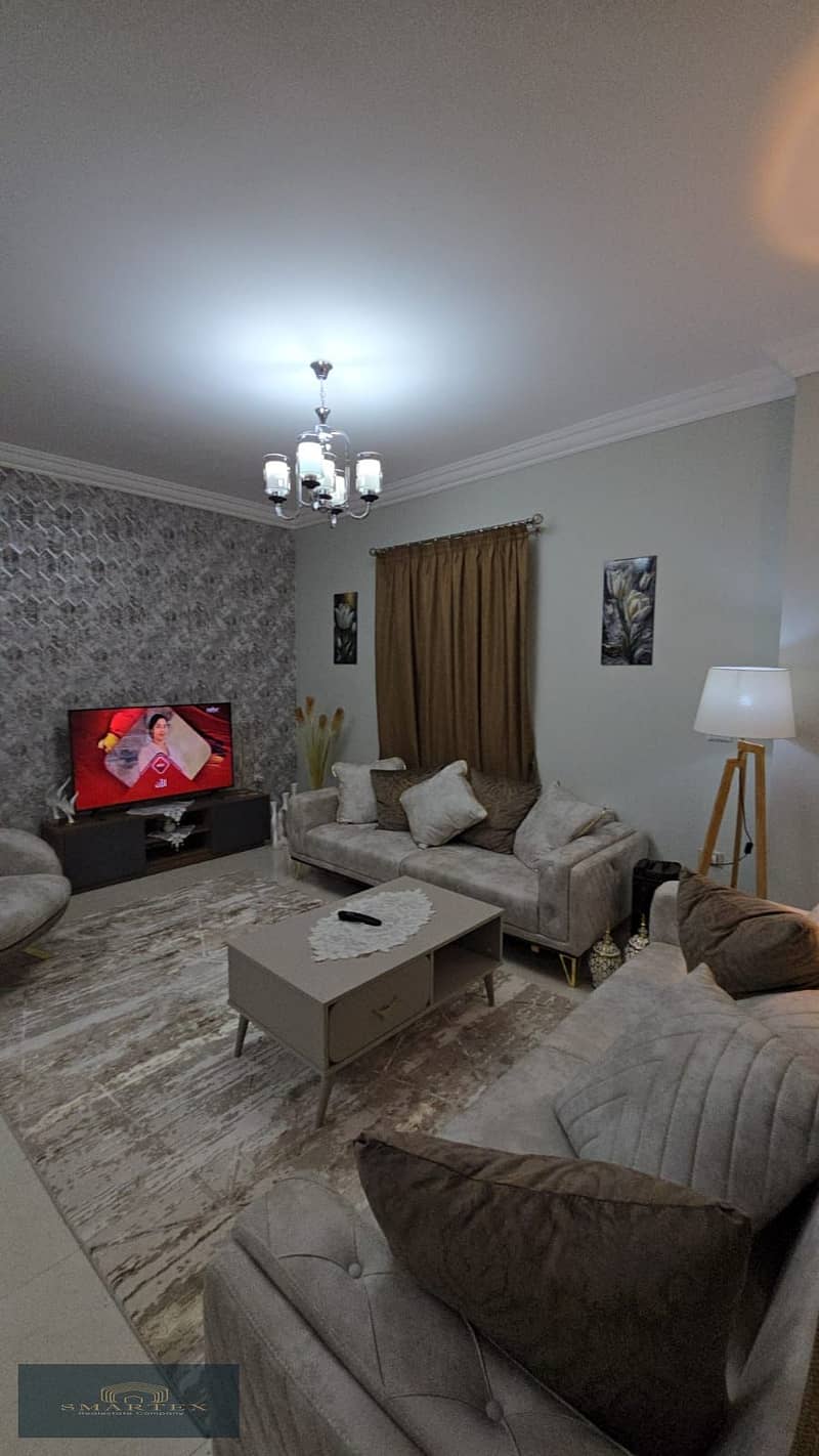 Apartment for sale in Shorouk City, in a villa in the third district, east of the most prestigious neighborhood in Shorouk, with an open sea view, nex 8