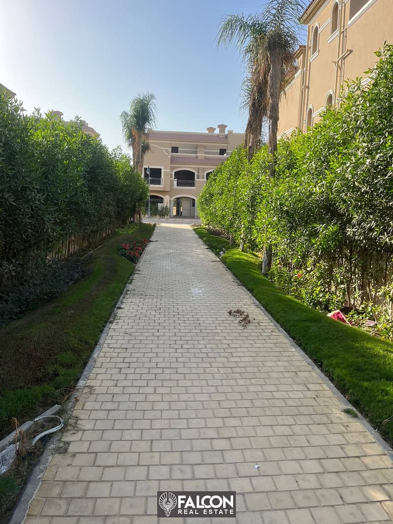 Townhouse villa for sale, immediate receipt, in La Vista, El Patio Prime, Shorouk 3