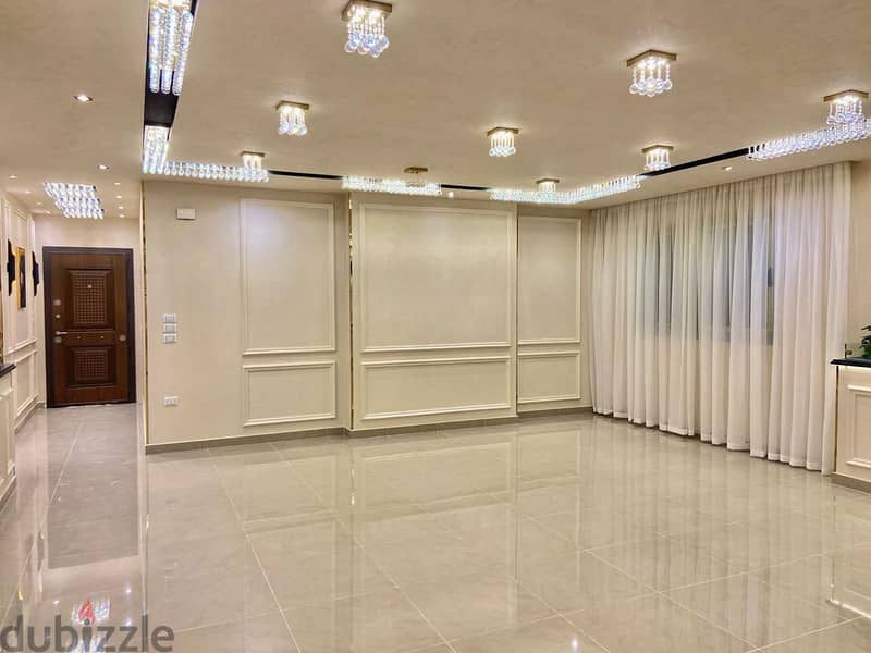 Luxury finished apartment for sale  location maadi (one katameya 3