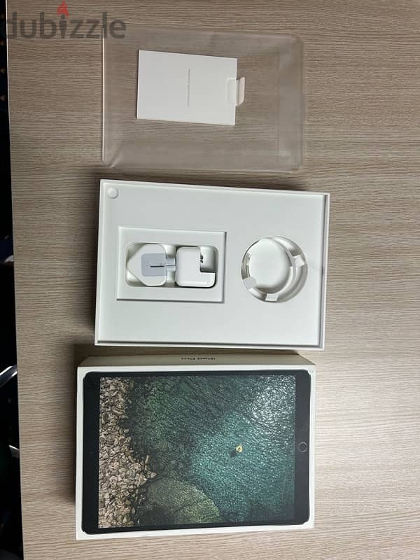 iPad Pro 10.5 inch Wifi Model A1701 4