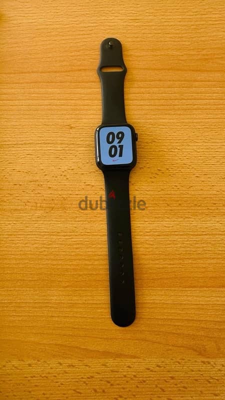 Apple Watch Series 6 space gray aluminium case Black sport band 44Mm 3