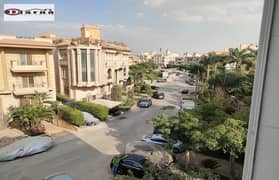 Property Description Apartment for sale in Retaj Compound, New Cairo  Area: 165 m Consists of 3 rooms + 2 bathrooms + kitchen + reception Super Lux fi