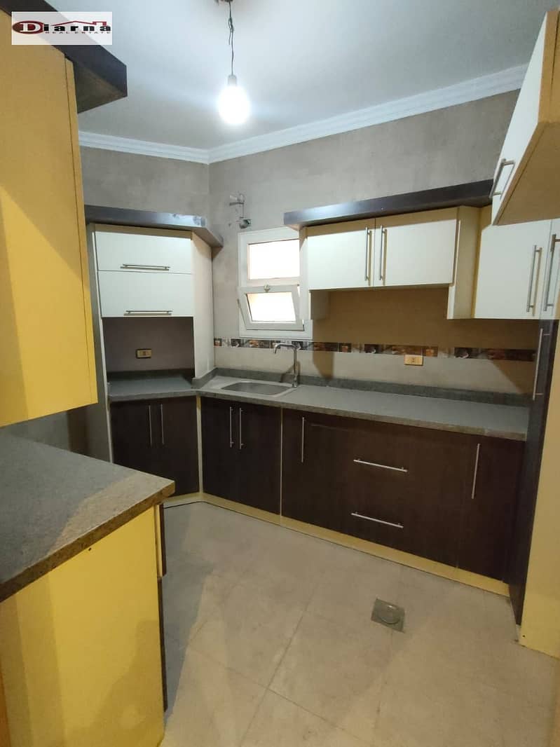 Ultra deluxe finishing apartment with air conditio 5