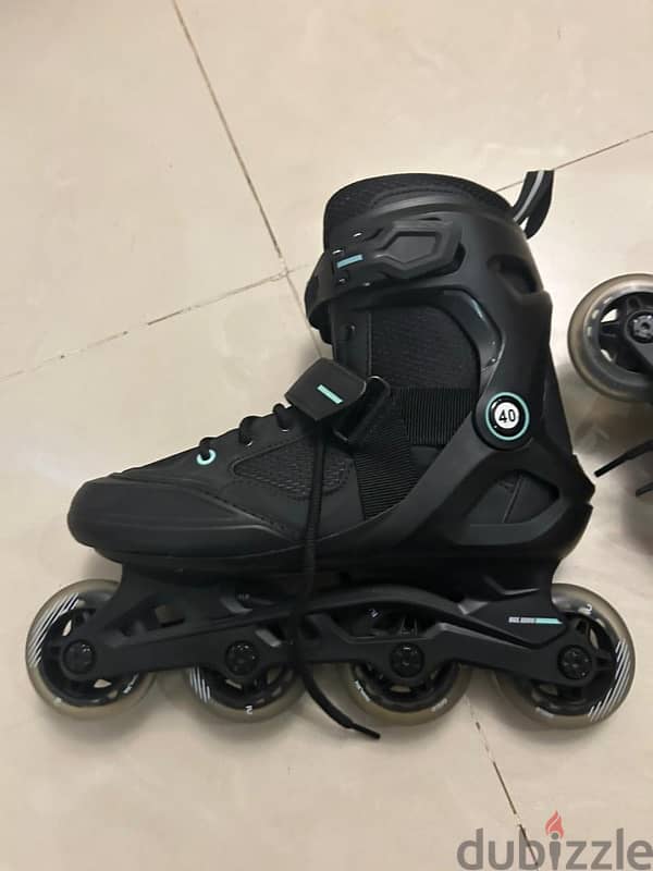 DECATHLON Roller blades/ skates  بتيناج ديكاتلون 2