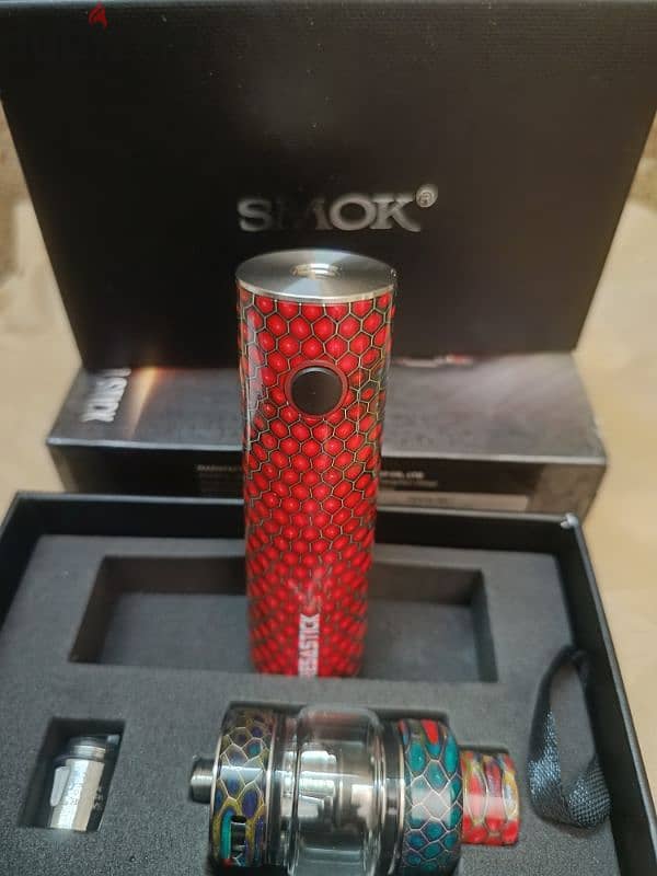 كيت ريسا ستيك'نفس شيشة'جديدعلبةمقفولة. Smok Resa Stick Starter2000mAh 8