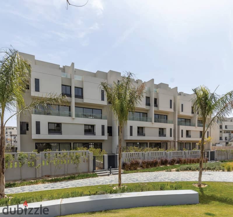 Townhouse for sale in the best location in New Cairo, with installment options over 8 years. 5