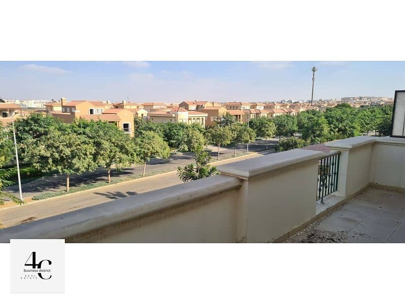 Townhouse 215m With The Lowest Price For Sale With The Lowest Down payment And Installments In Hyde Park Fifth Settlement 2