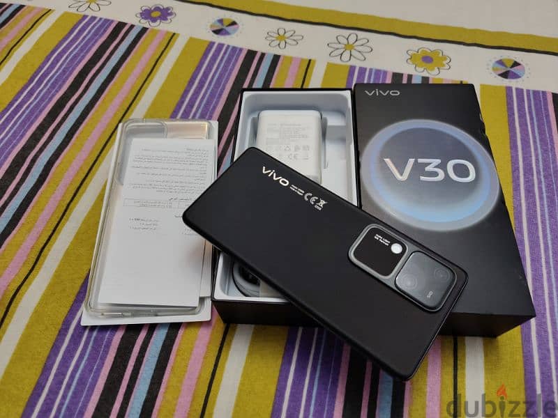 Vivo V30 5G 256/12GB كسر زيرو بالضمان المحلى 2