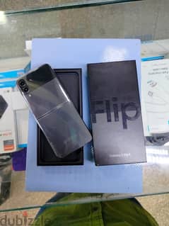 Galaxy Z Flip 4 256G Black جديد