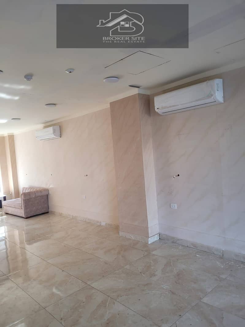 Shop For Rent in The Gate Mall / Sheikh Zayed 1