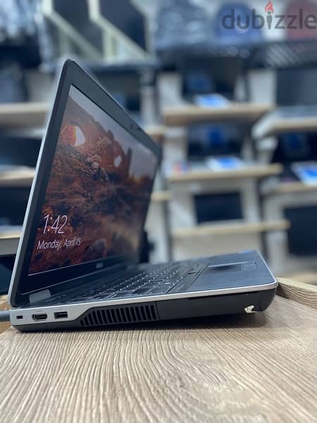 اى سيفن للكمبيوتر واللابتوب // DELL 6540 i7 MQ 8/500/amd 2 GB 1