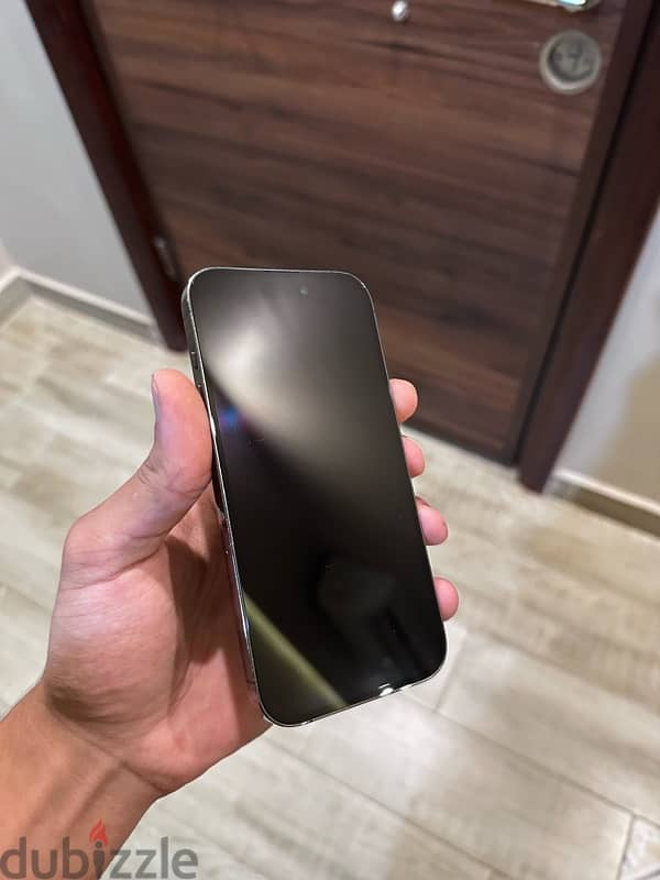 iPhone 14 pro (السعر نهائي) 1