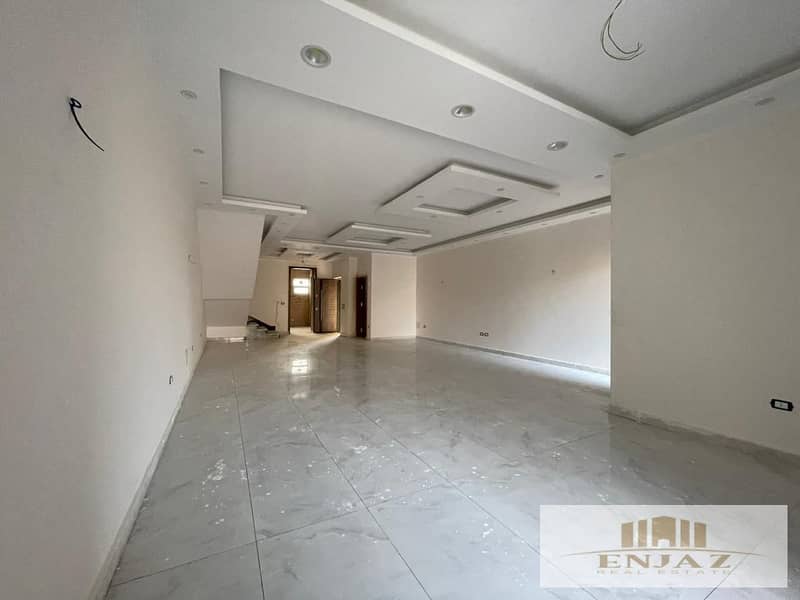 standalone villa, immediate handover, Finishing: Ultra-modern, central park view 270sq 14