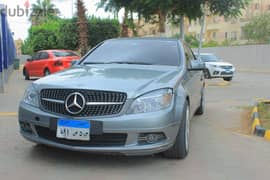 مرسيدس بنز سي 180 2009 Mercedes-Benz C180 0