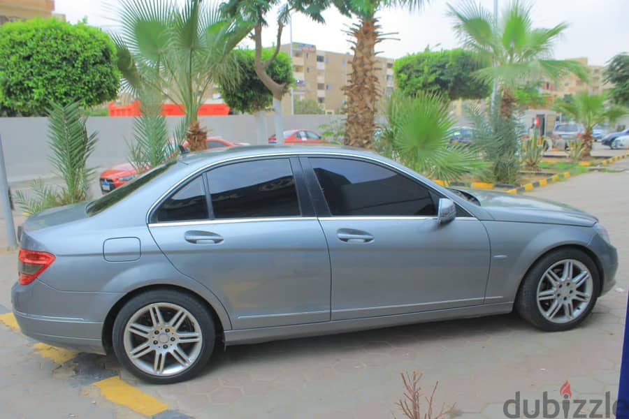 مرسيدس بنز سي 180 2009 Mercedes-Benz C180 3