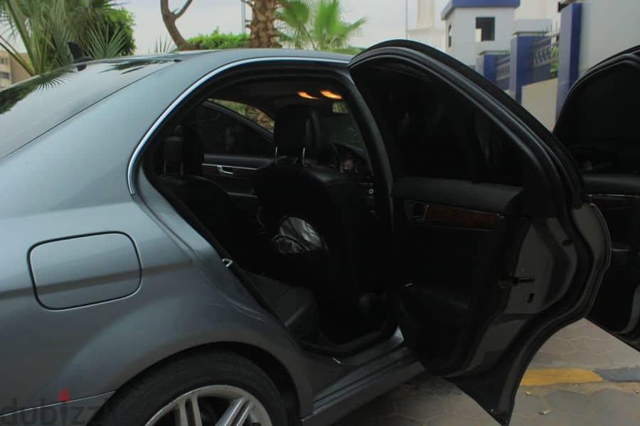 مرسيدس بنز سي 180 2009 Mercedes-Benz C180 6