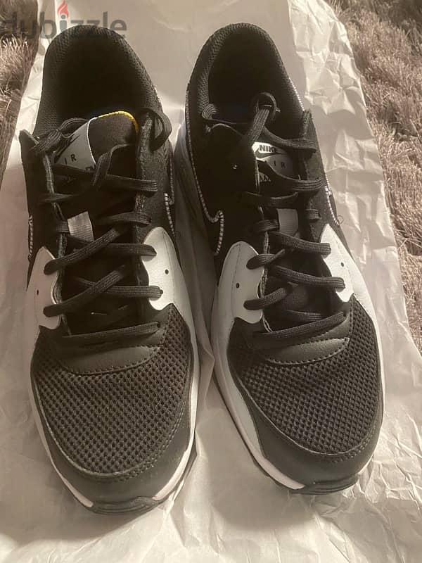 Nike Air max shoe size 9 original with box 1