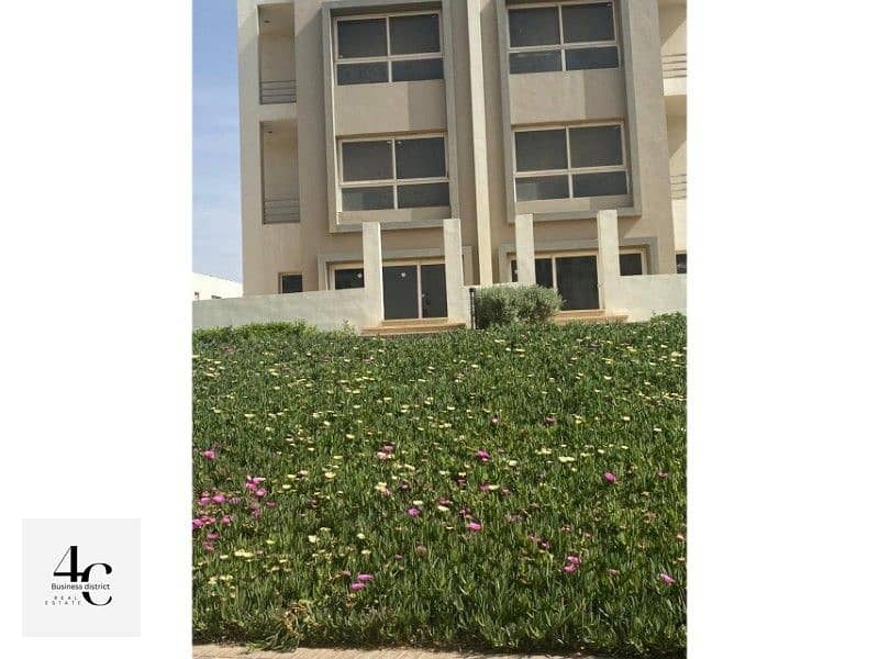 Duplex with garden for sale in  Hyde Park 244M with Installments  , prime location and  view landscape. 4