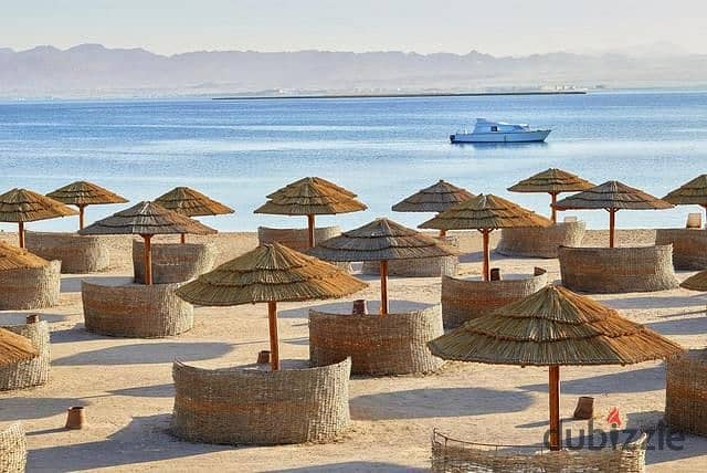 Own a Duplex Lodge with a Garden Directly by the Sea in Soma Bay, Hurghada 10