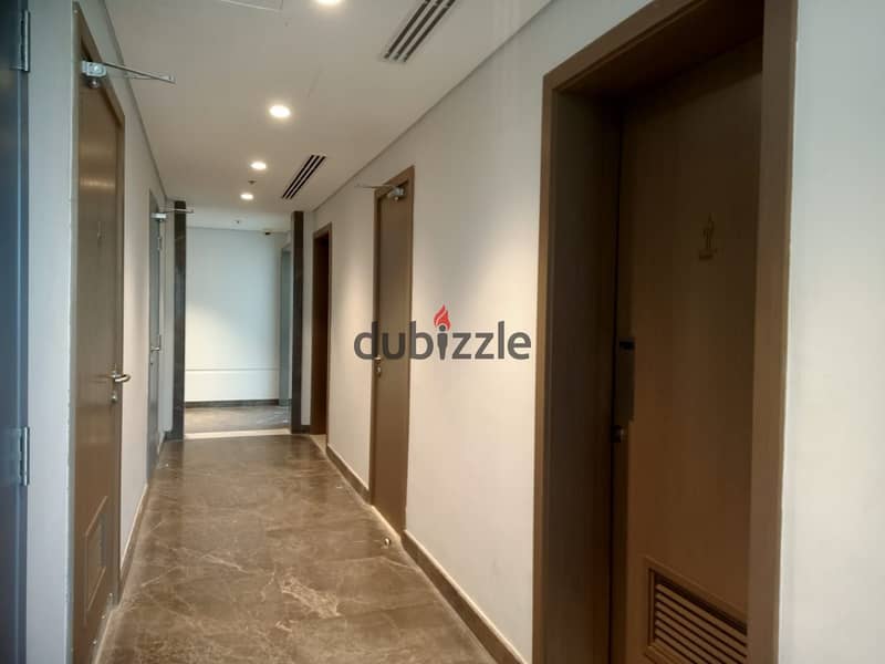 Administrative office for sale, immediate receipt in installments, headquarters in the Smart Village, 500 meters next to Sheikh Zayed and near the 26t 1