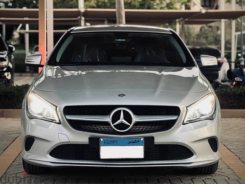 Mercedes-Benz CLA 180 2019 فقط ٤ الاف كم نادره 0