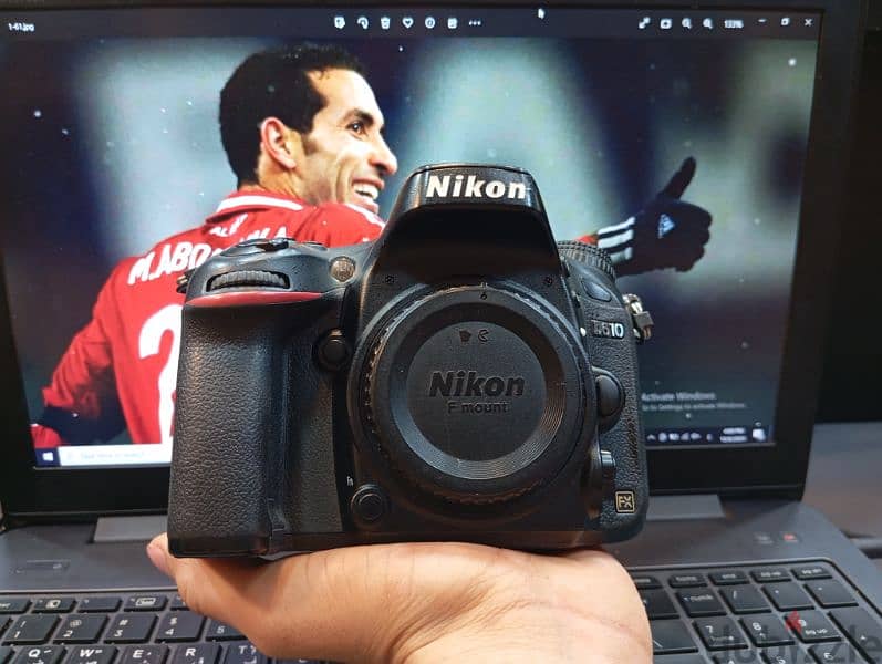 Nikon 610 0