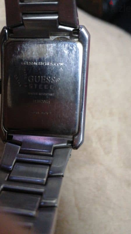 ساعه GUESS 2