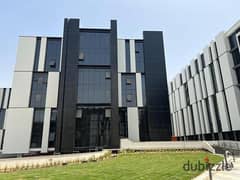 Office fully finished 113 sqm with Ac's for rent in Hyde park business district with a prime location 0