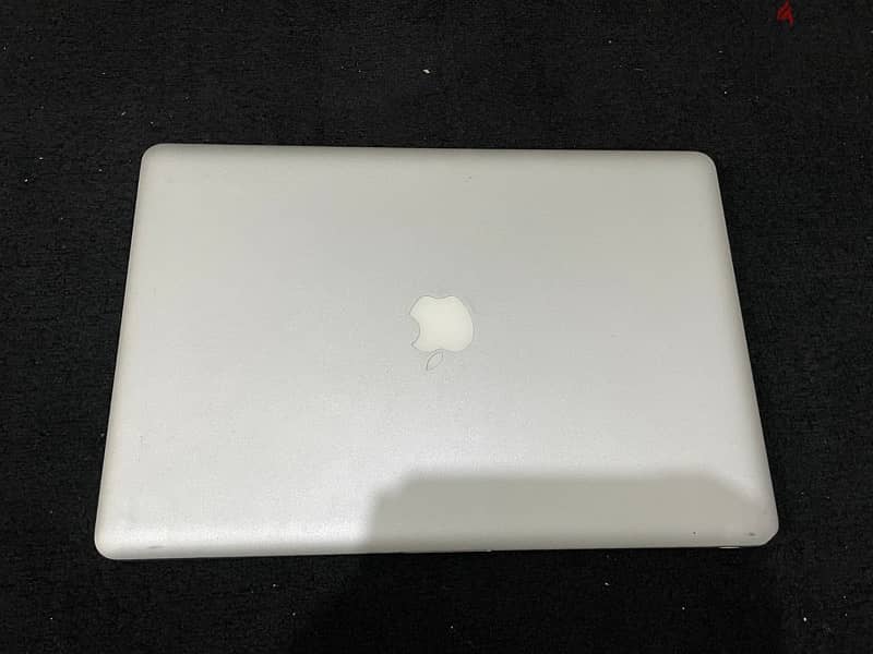 Macbook pro 13 2011 1