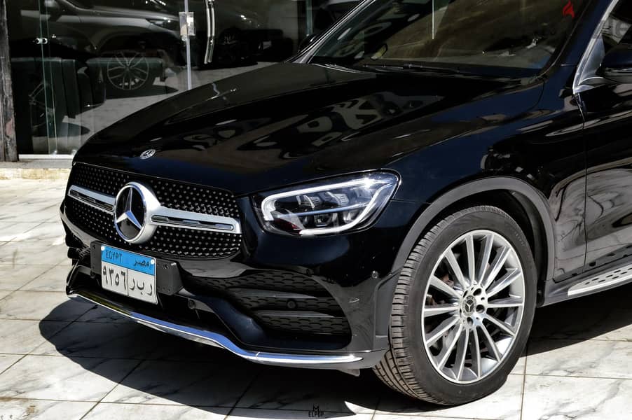 Mercedes Benz GLC 300 2020 1