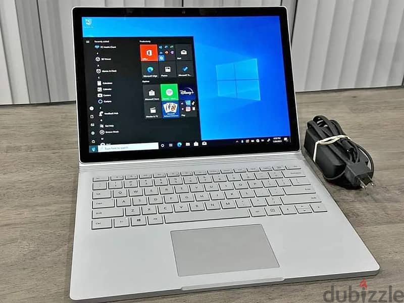 Surface book i7 16G ram Nvidia GTX 1050 512ssd 12