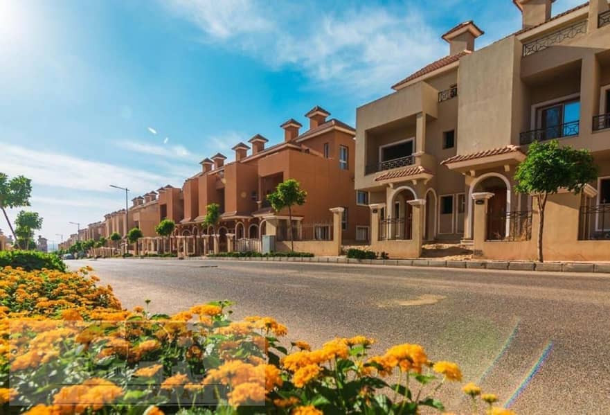 فيلا بموقع مميز خلف مول العرب و قرب مطار سفينكس للبيع في كمبوند نيوم اكتوبر Villa special location for sale in Nyoum Compound 6 October 1