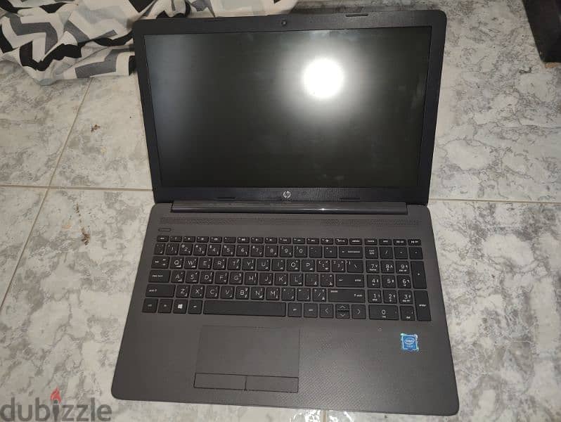 hp laptop 8 ram 1