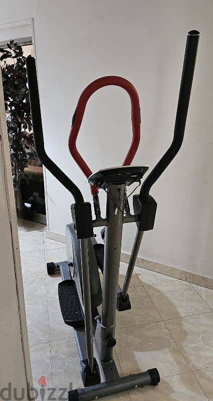 Elliptical Body sculpture، عجلة رياضه، اوربت تراك 1