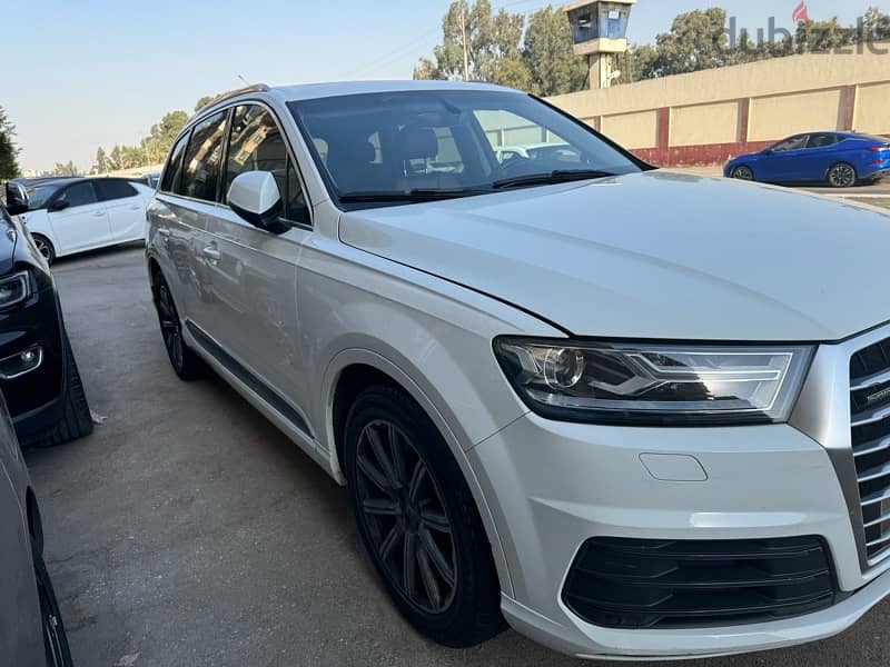 Audi Q7 2019 0