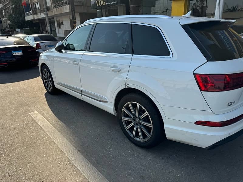 Audi Q7 2019 1