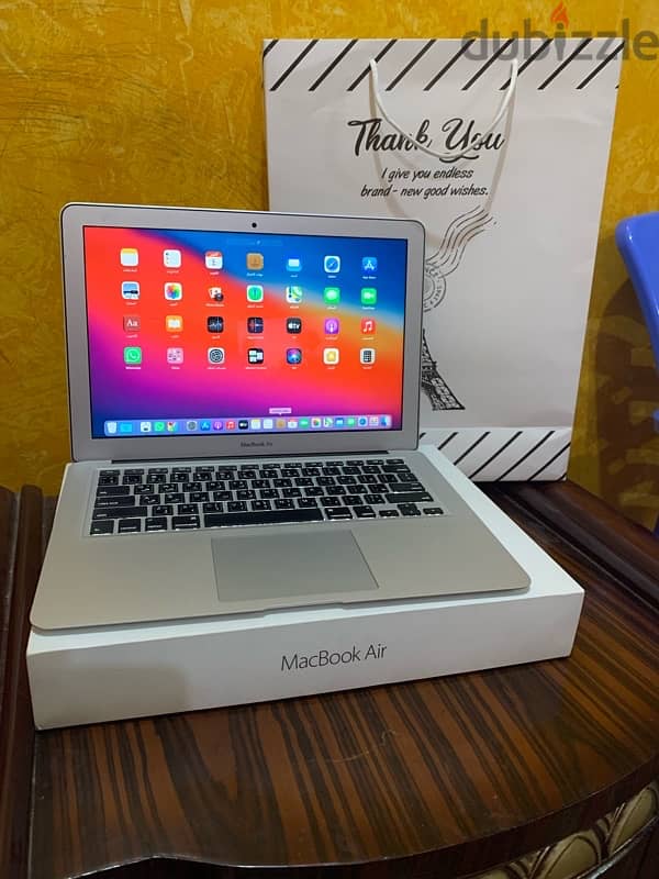 ‏Mac book Air 2015 استعمال خفيف مشترى من امريكا  وبجميع اغراضه 7