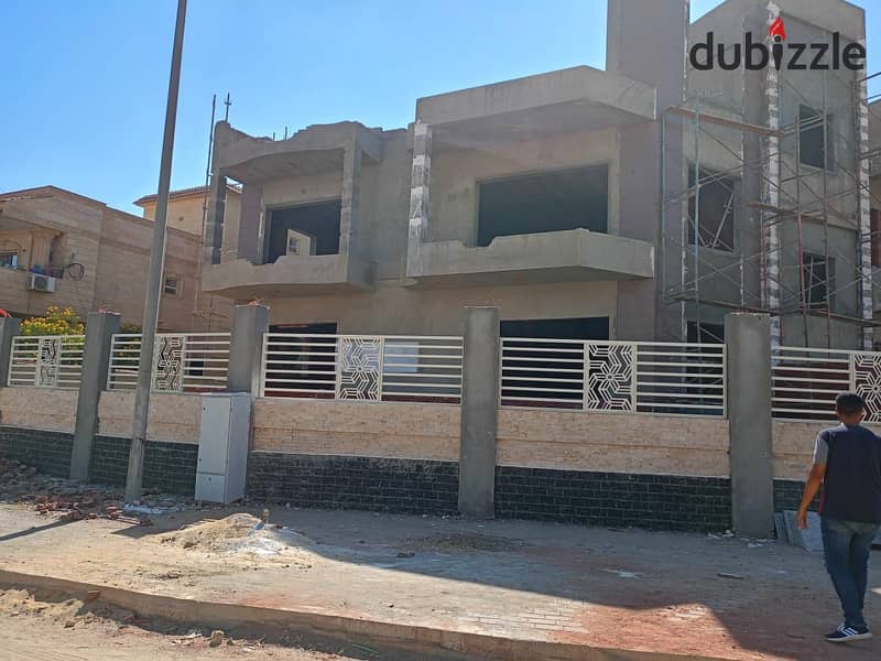 Buy a 230-meter apartment with a 230-meter garden in the ninth district, Sheikh Zayed, villa, second corner of Dahshur Link. 3