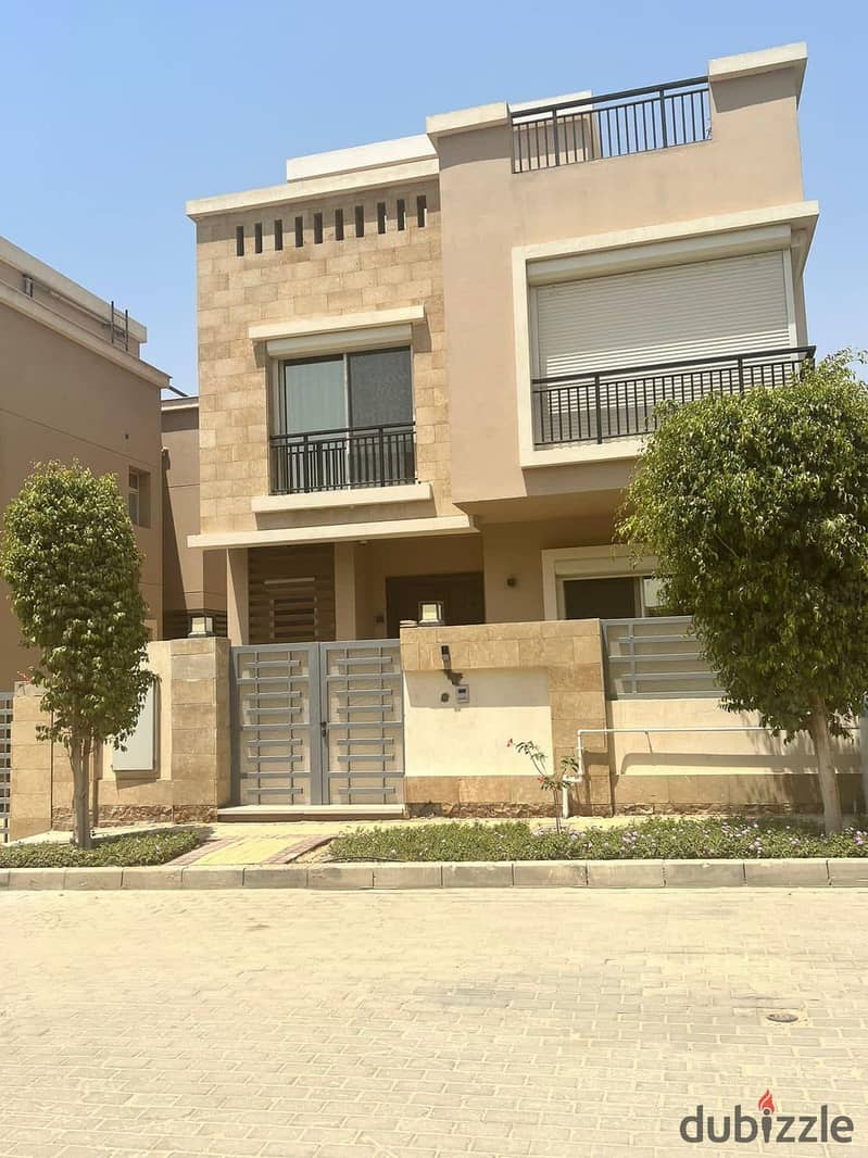 Villa for sale in the heart of Mostakbal City with a 10% down payment and installments over 8 years 2