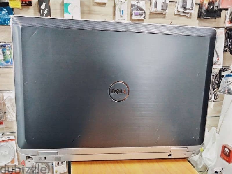 Dell Latitude E6520 بحالته 3