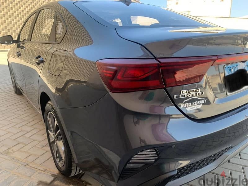 Kia Cerato 2022 4