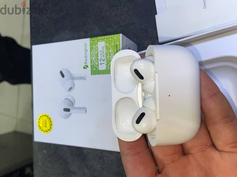 سعر شامل التوصيل airpods pro جديده 3