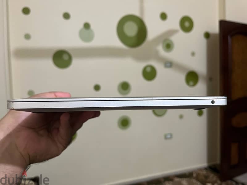 macbook 13inch late 2019 excellent state 1