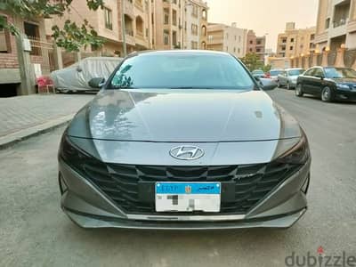 Hyundai Elantra 2021