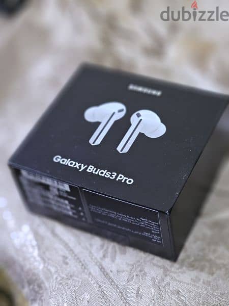 galaxy buds 3pro 1