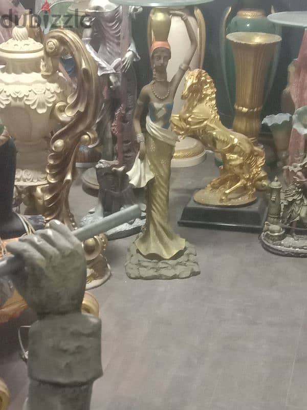 three used statues 1