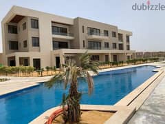 للبيع داخل ازها العين السخنه صف اول علي البحرprivate pool+peach ff+ac