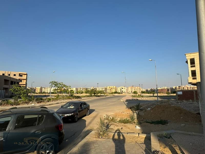 Duplex for sale in the third district, east, next to the middle link and Suez Road 2